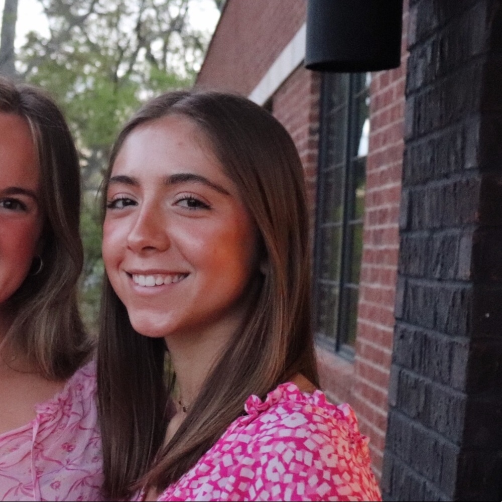 Meet your Posher, Lily